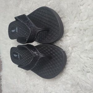 Capelli of New York Comfort Insole Black Sandals